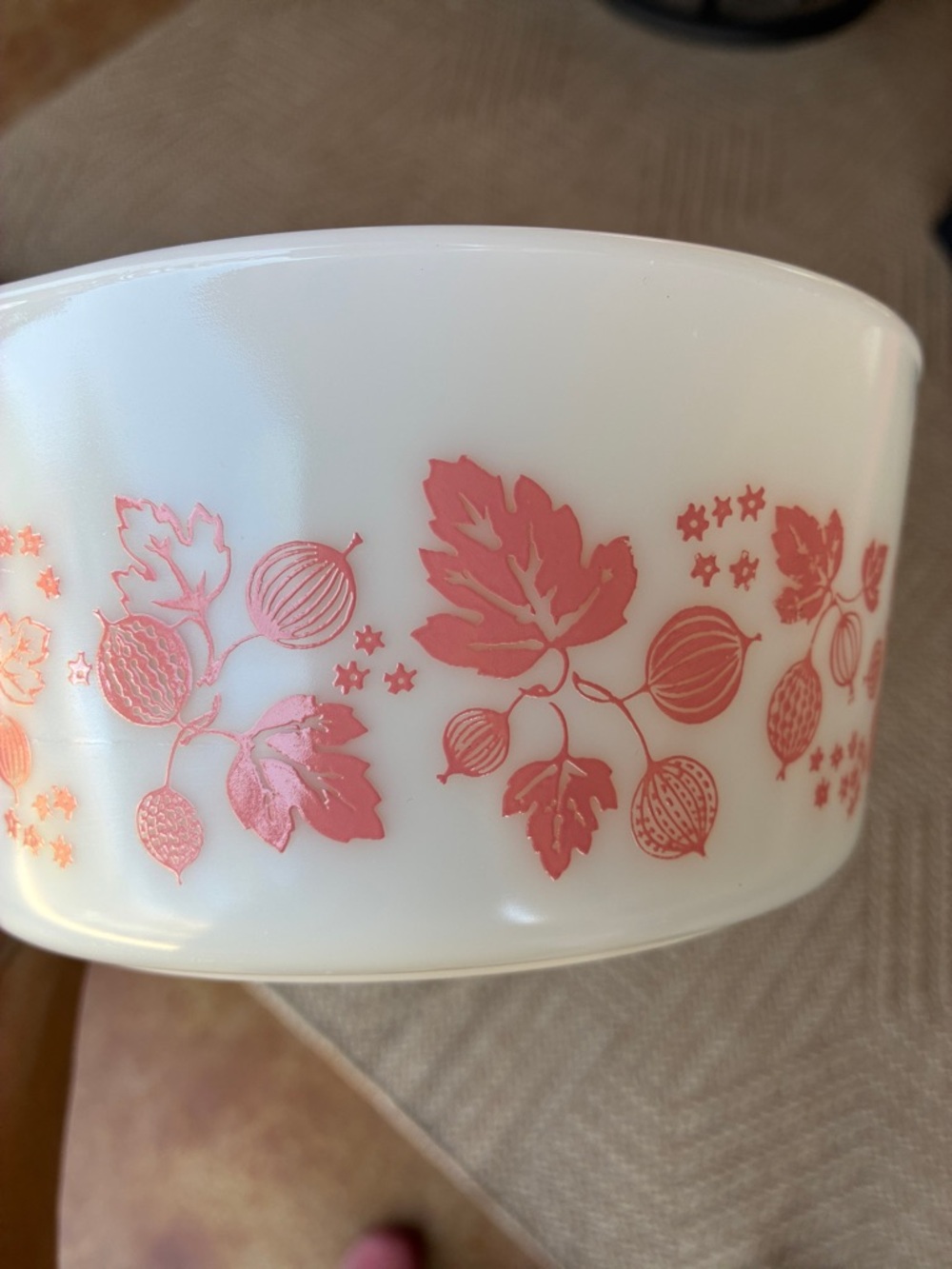 Vintage Pyrex 472 Pink Gooseberry Print 1960’s Casserole - Picture 3 of 4